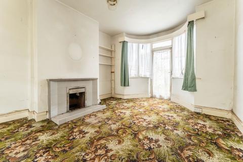 3 bedroom semi-detached house for sale, Almery Terrace, York YO30