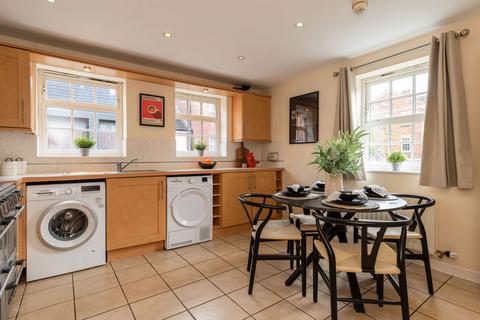 undefined, Chartwell Close, Daventry NN11