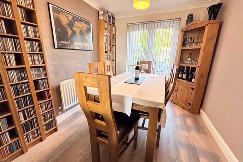 undefined, Curlbrook Close, Wootton Fields, Northampton NN4