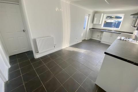 undefined, Cricklade Road, Swindon SN2