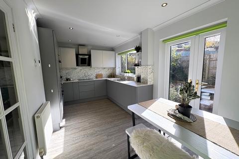 3 bedroom detached house for sale, Ferndale Close, Honiton EX14
