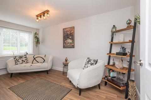 4 bedroom detached house for sale, Alder Road, Leeds LS14