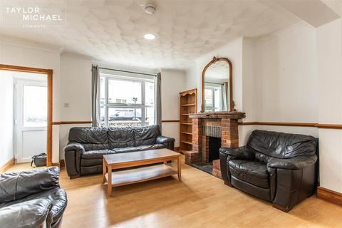 4 bedroom terraced house to rent, Buller Road, Brighton