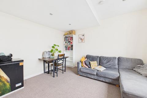 2 bedroom apartment for sale, Filton Avenue, Bristol BS7