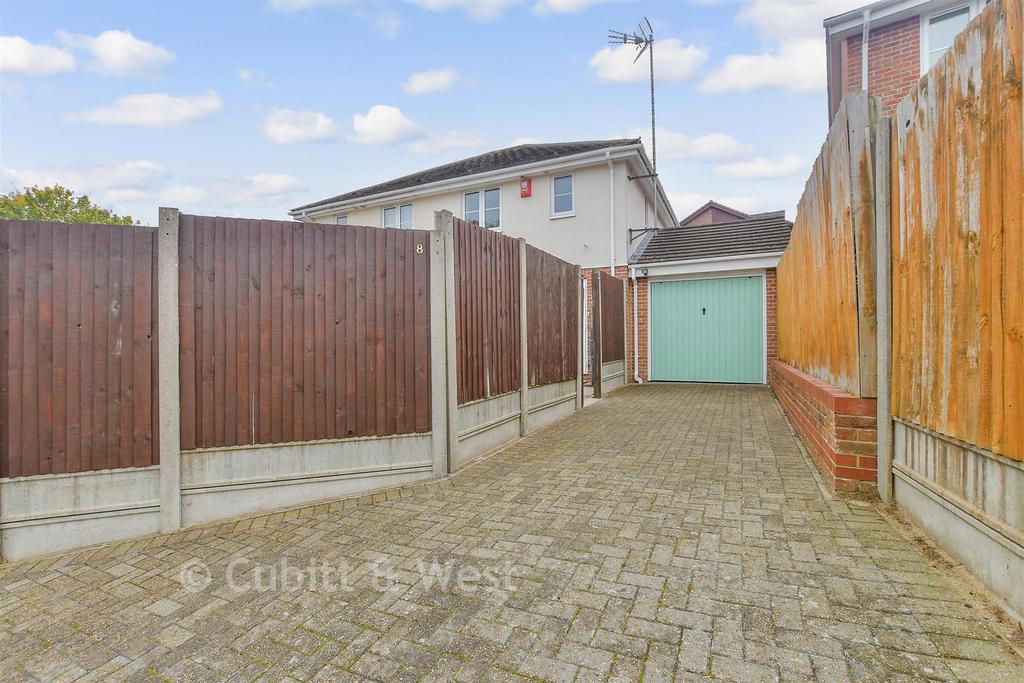 Driveway/Parking