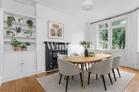 4 bedroom semi-detached house for sale, Doveridge Gardens, London, N13