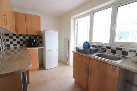 undefined, Luton LU3