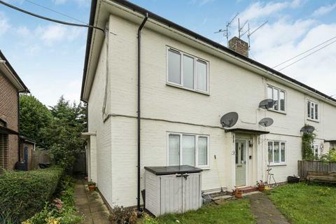 undefined, Gainsborough Crescent, Henley-on-Thames RG9