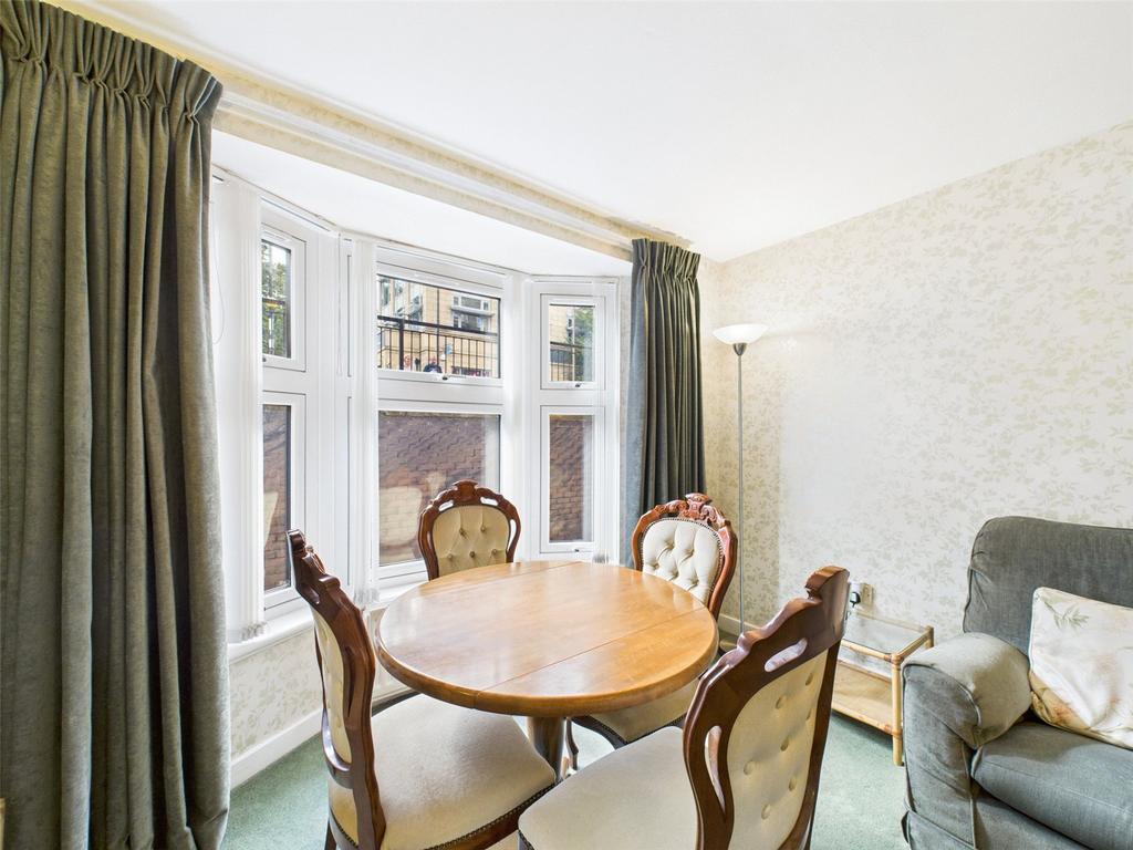 Apartment in Midlothian - View 3