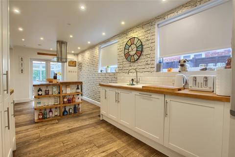 4 bedroom semi-detached house for sale, Acklam Road, Acklam