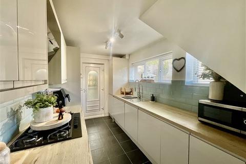 3 bedroom semi-detached house for sale, Newbould Crescent, Beighton, Sheffield, S20 1FF