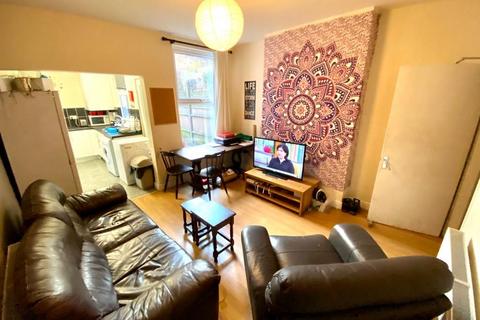 3 bedroom house share to rent, 9 Westbrook Bank, Ecclesall