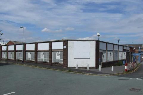 Distribution warehouse to rent, Lawley St Stoke On Trent ST3 1LY