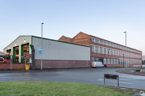 Distribution warehouse to rent, Lawley St Stoke On Trent ST3 1LY