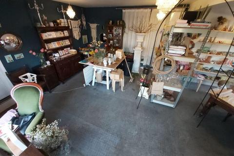Retail property (high street) to rent, 38 Monk Bridge Rd Leeds LS6 4ER