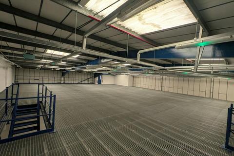 Warehouse to rent, Hedge End Southampton SO30 2JW