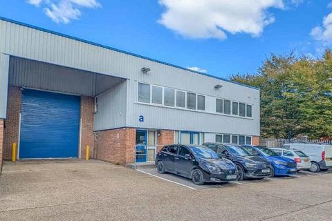 Warehouse to rent, Hedge End Southampton SO30 2JW