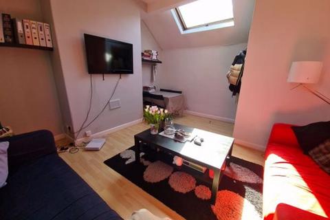 1 bedroom flat to rent, Moorland Road, Leeds LS6