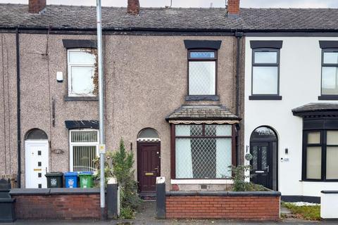3 bedroom terraced house for sale, Manchester Road, Heywood