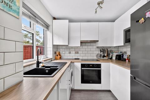 undefined, Spicer Close, Walton-On-Thames