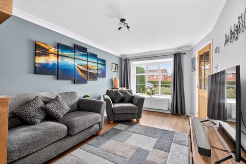 undefined, Spicer Close, Walton-On-Thames