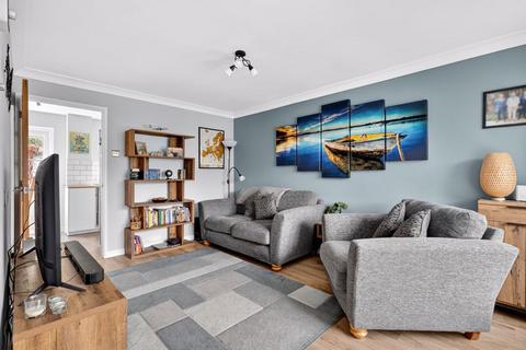 undefined, Spicer Close, Walton-On-Thames