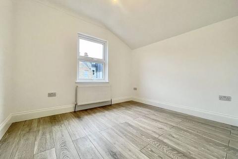 2 bedroom apartment to rent, Agnew Road, SE23