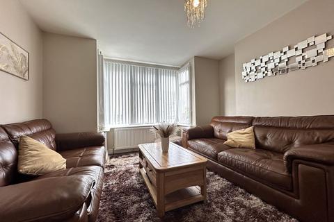 undefined, Rutland Crescent, Luton