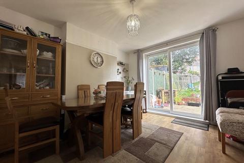 undefined, Rutland Crescent, Luton