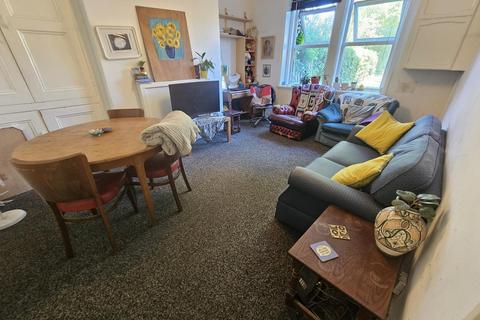 1 bedroom flat to rent, D Holly Bank, Leeds LS6