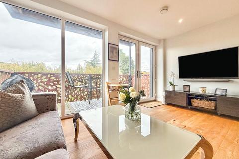 2 bedroom flat for sale, London Road, High Wycombe HP11