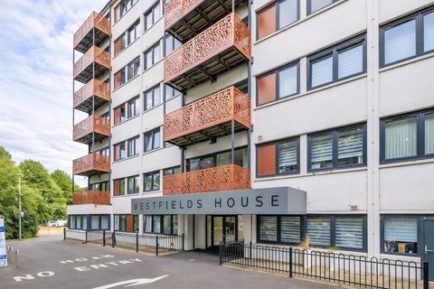 2 bedroom flat for sale, London Road, High Wycombe HP11