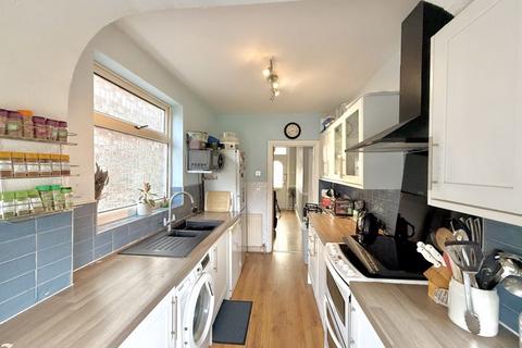 3 bedroom semi-detached house for sale, Douglas Crescent, Houghton Regis