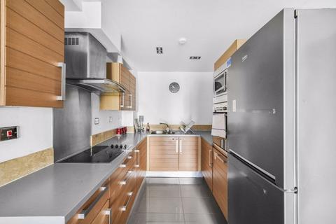 2 bedroom apartment for sale, Limeharbour, London