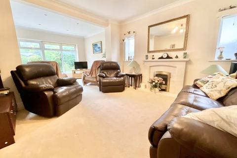 3 bedroom property for sale, Cranleigh Gardens, Southbourne