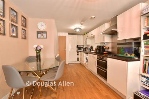 undefined, Pulse Court, Romford RM7