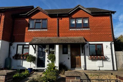 3 bedroom end of terrace house to rent, New Road, Uckfield, TN22