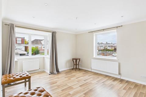 2 bedroom apartment to rent, Dovecote Gardens
