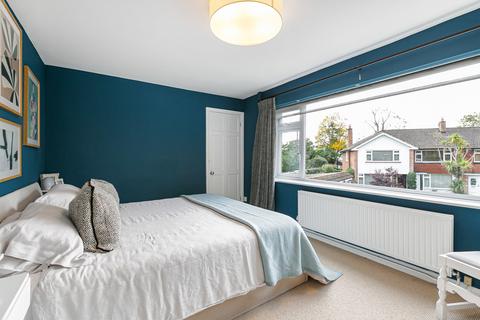 undefined, Elizabeth Gardens, Sunbury-on-Thames, Surrey, TW16