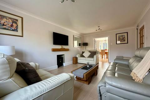 4 bedroom detached house for sale, Paget Drive, Billericay CM12