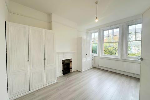 undefined, Sylvan Avenue, Wood Green, N22