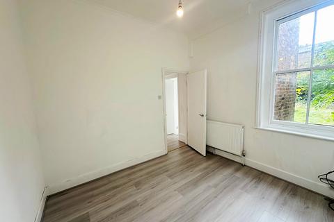 undefined, Sylvan Avenue, Wood Green, N22