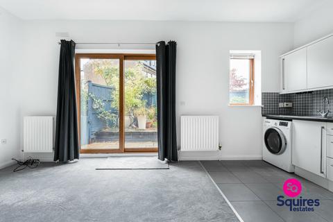 Flat 1, 119 East End Road, London, N2 0SZ