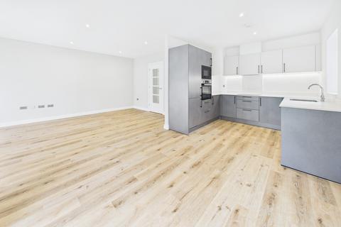 4 bedroom semi-detached house for sale, Redheath Close, Watford, WD25