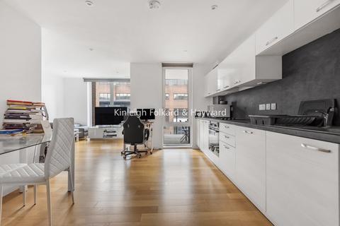 undefined, High Road, London, N12