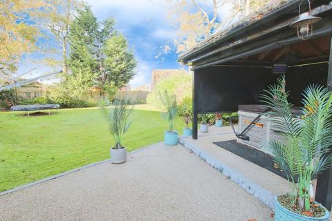 6 bedroom detached house for sale, Church View, Patrington, Hull, HU12 0SQ