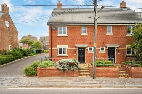 2 bedroom semi-detached house to rent, Challow Road, Wantage OX12