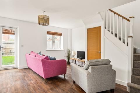2 bedroom semi-detached house to rent, Challow Road, Wantage OX12