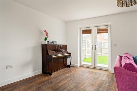 2 bedroom semi-detached house to rent, Challow Road, Wantage OX12