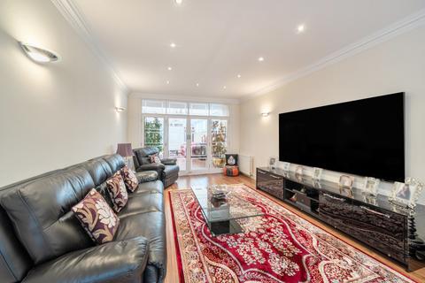 undefined, Edgeworth Crescent, London NW4